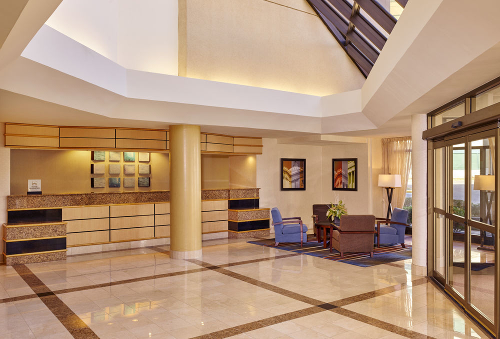 Embassy Suites Tysons Corner Exterior foto