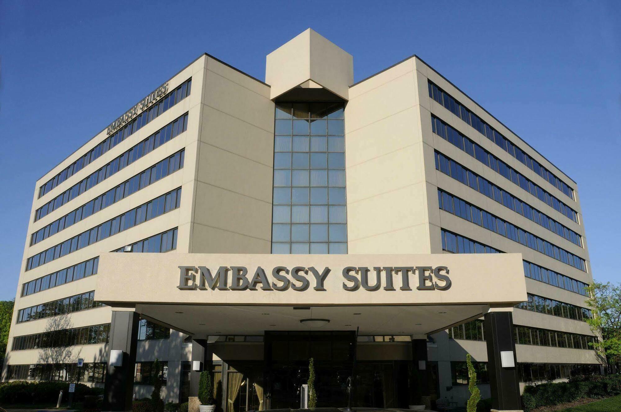 Embassy Suites Tysons Corner Exterior foto
